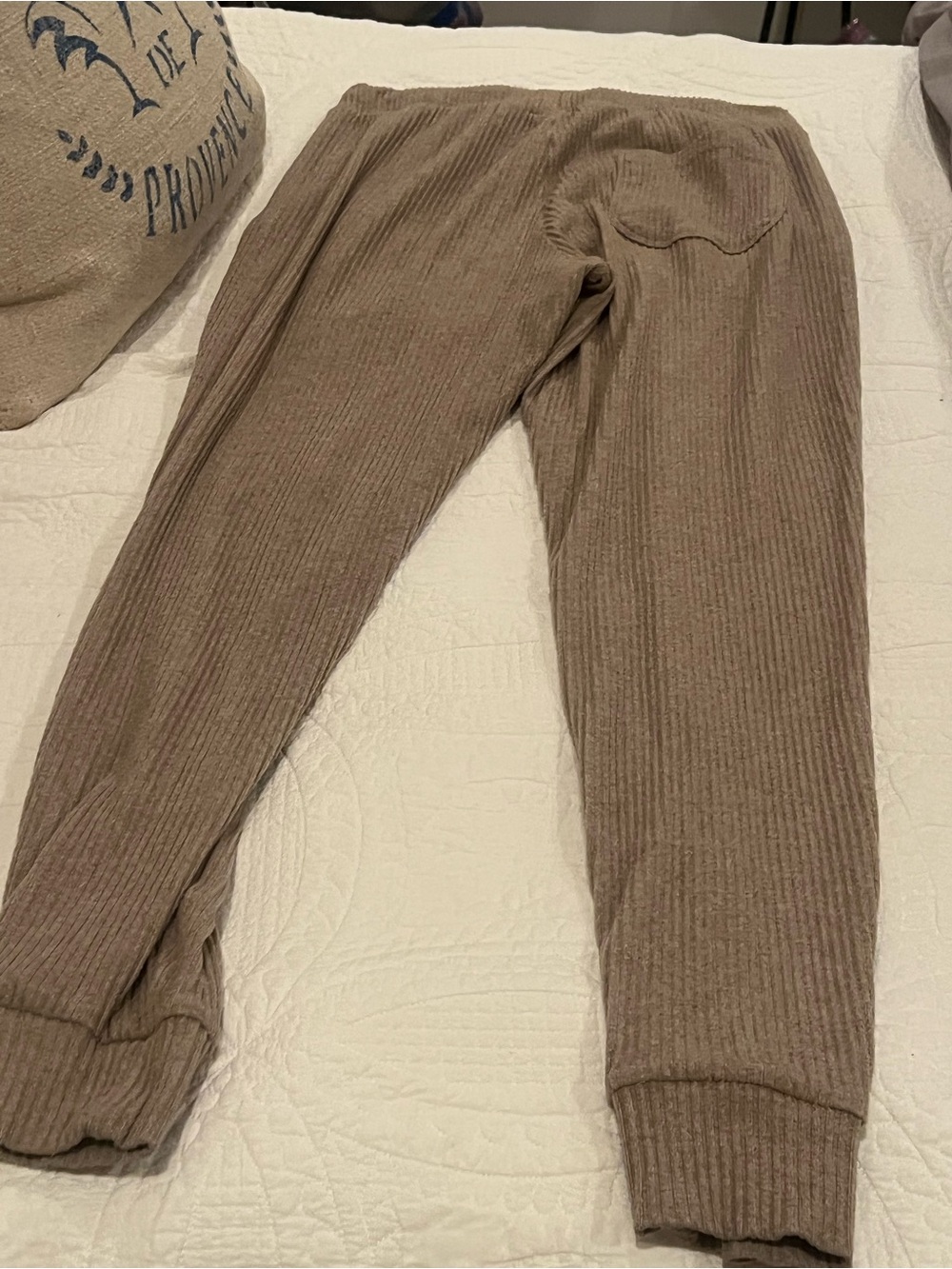 Alo Muse Sweatpant medium - Picture 4 of 13
